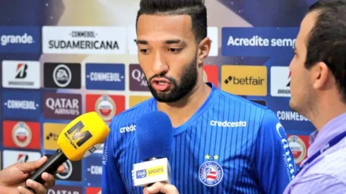 Bahia dá novo show mas tem preocupação com lesão de Clayson