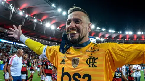 Diego Alves fala sobre seu vínculo com o Mengão