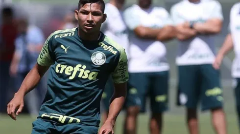 Antes carta fora do baralho, Palmeiras vê concorrente de Rony surgir
