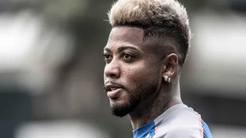 Santos da novo status sobre lesão de Marinho