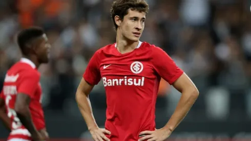 Rodrigo Dourado deverá voltar a atuar em abril pelo Inter