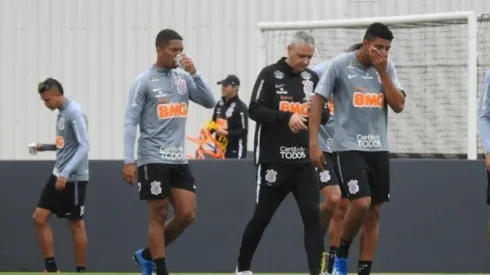 Dupla de meio-campistas será inscrita no Paulistão pelo Corinthians