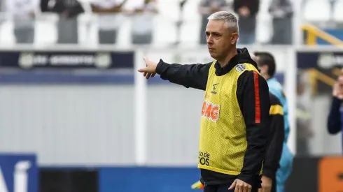 Tiago Nunes perde apoio no Corinthians e já tem