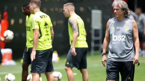 Visando enxugar o elenco, Flamengo deverá promover saída de até 7 atletas