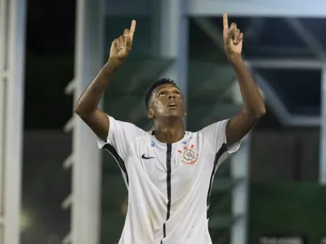 Jô deixa em aberto possível volta ao Corinthians