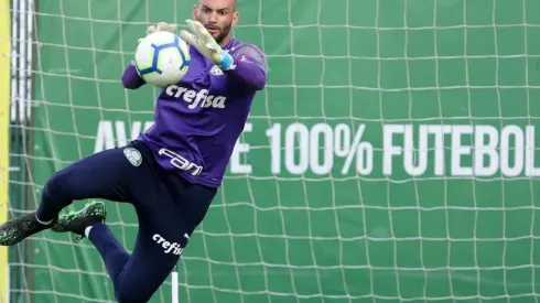 Weverton abre o jogo sobre os prejuízos que o clube terá com a paralisação dos jogos