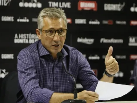 Campello define nome favorito para assumir como técnico do Vasco
