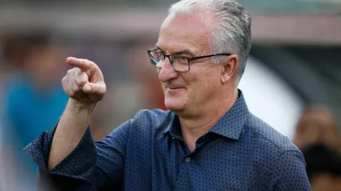 Dorival deve ter 3 reforços após a paralisação