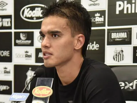 Após saída de Aguilar, dupla larga na frente pela titularidade