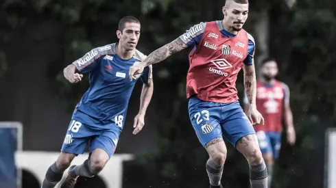 Em busca de protagonista, Athletico mira contratação de meia do Santos