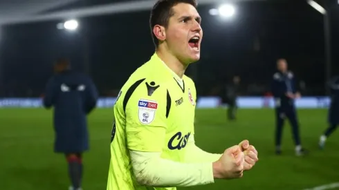 Em meio a tumulto na política, Santos vê goleiro Rafael falar sobre volta