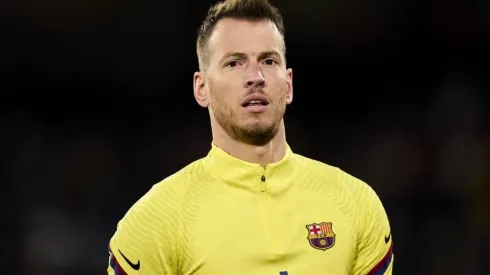 Neto está com um pé fora do Barcelona e Athletico se anima com possível venda