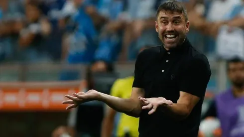 Internacional volta ao mercado e busca zagueiro destaque do último Brasileirão