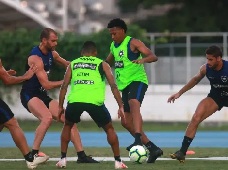 Na mira de Série B e Japão, volante costura saída do Botafogo