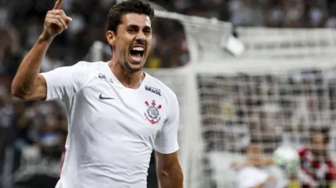 Avelar sai da casinha e fala por quais motivos o Timão decepcionou na primeira parte da temporada