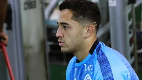 Postura de Léo Sena gera irritação na diretoria do Goiás