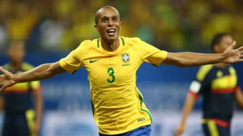 Sonho do Coritiba de repatriar Miranda ganha concorrência para 2021