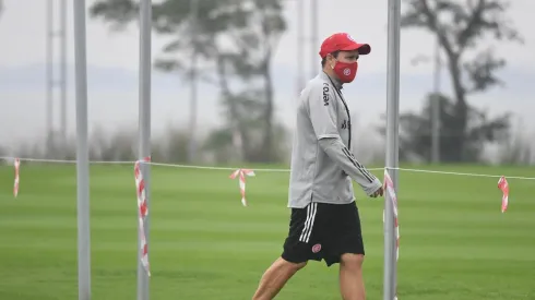 Volta aos treinos do Inter gera conflito entre os torcedores colorados na web