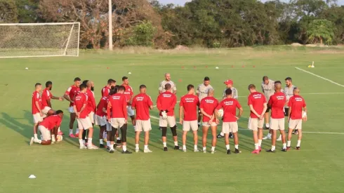 Internacional toma medidas drásticas e ex-zagueiro Índio deverá ser demitido do clube