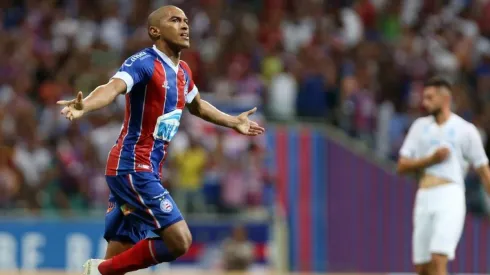 Enderson dá pistas de lateral buscado pelo Cruzeiro com Nino Paraíba e mais 3 na lista