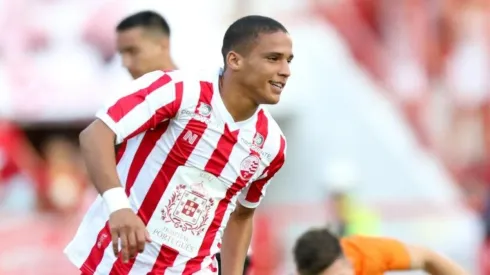 Flamengo toma decisão enérgica e define futuro de Thiago