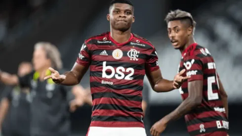 Portal Coluna do Fla apresenta motivos para venda de Lincoln