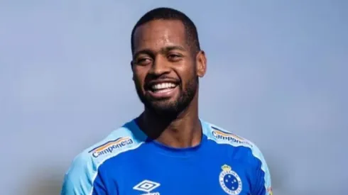 Bahia negocia zagueiro com o América-MG