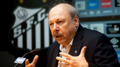 Peres revela futuro de jogador cobiçado do Santos