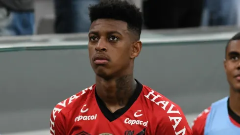 Bambu deixa CAP e 3 clubes franceses podem pagar fortuna