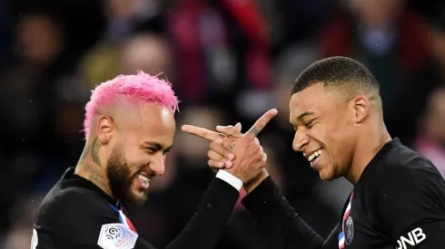 PSG busca novo parceiro de ataque para Neymar e Mbappé