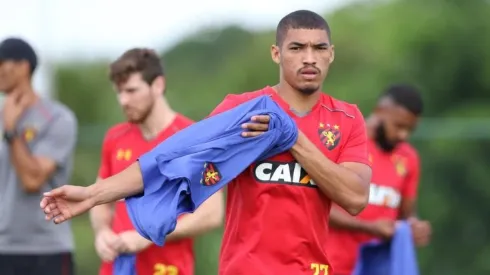 Adryelson entra na mira de gigante italiano