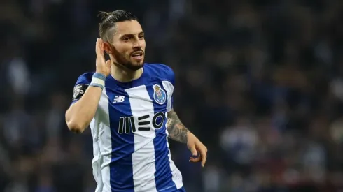 Grêmio e Juventude se beneficiam de transação de Alex Telles ao PSG