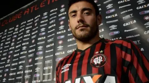 Alan Ruschel explica curta passagem pelo Athletico-PR em 2015