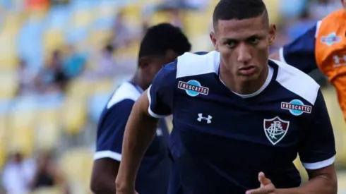 Richarlison volta a lembrar polêmica com Flamengo e agita web