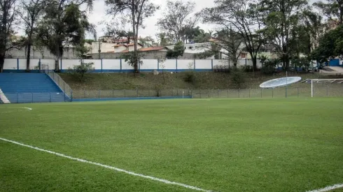 Incêndio atinge estrutura da Toca da Raposa I, CT do Cruzeiro