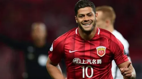 Fala de dirigente sobre Hulk agita novamente bastidores do Palmeiras