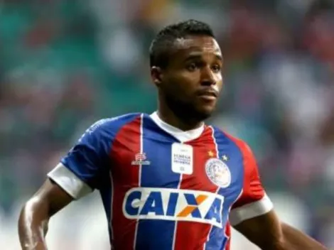 Élber se posiciona sobre renovação com o Bahia