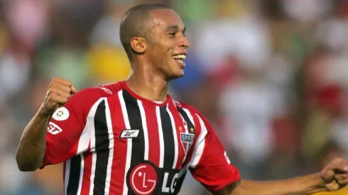 Miranda fica próximo de retorno ao São Paulo
