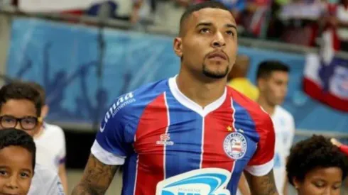 Presidente do Bahia define futuro de Gregore