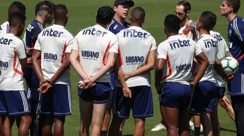 SPFC sai na frente dos rivais por volta aos treinos