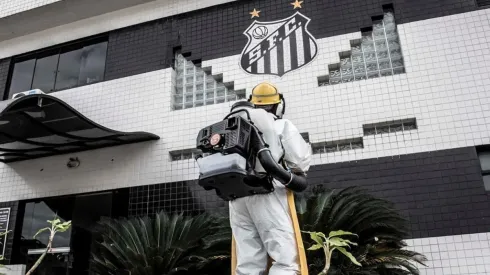 Santos "assusta" com divulgação de resultados de Covid-19