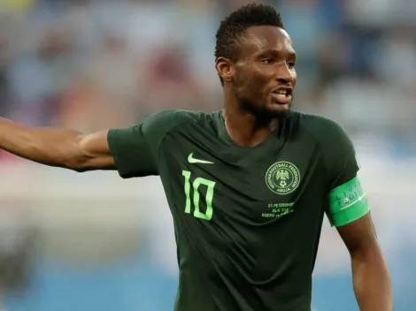 Mikel volta aos holofotes do Botafogo ao recusar oferta milionária