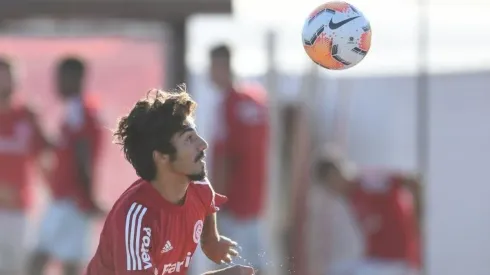 Vendas de Erik e Gustavo darão fôlego nas finanças do Inter