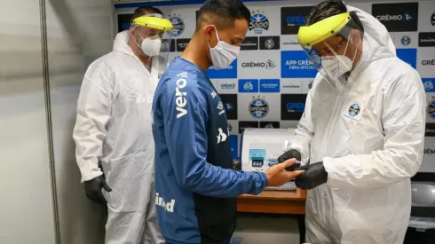 Eduardo Leite bate martelo sobre volta do Gauchão