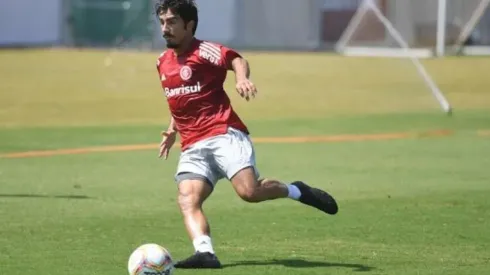 Erik 'culpa' Eduardo Coudet por saída do Inter