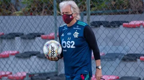 Jesus se irrita com dirigente do Flamengo