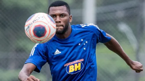 Empresário de Thiago avisa Cruzeiro sobre sondagens do exterior