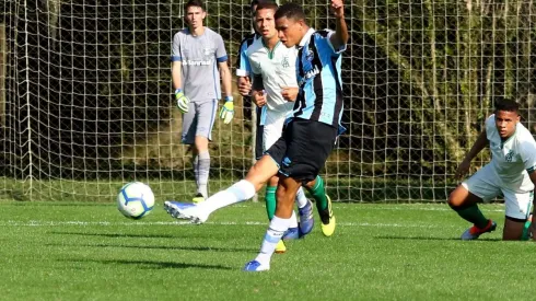 Grêmio recebe proposta de R$ 61,2 milhões por Diego Rosa