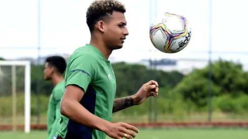 Felippe Cardoso é próximo da "barca" do Flu antes do Brasileirão