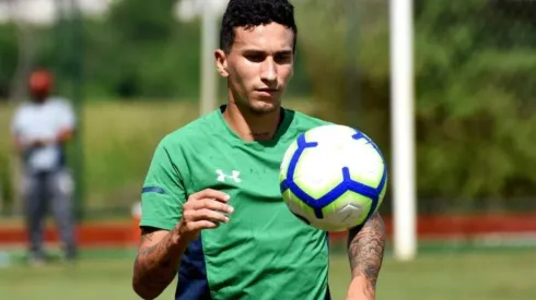 Fluminense negocia extensão de contrato com Dodi